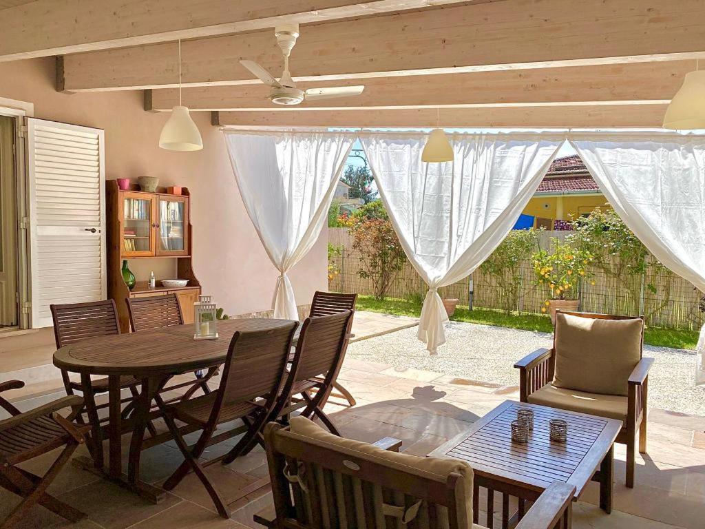 カマイオーレ Casa Vittoriaヴィラ エクステリア 写真