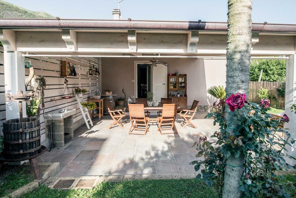 カマイオーレ Casa Vittoriaヴィラ エクステリア 写真